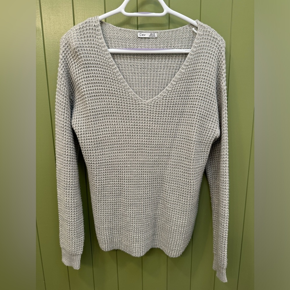 DEX grey sweater